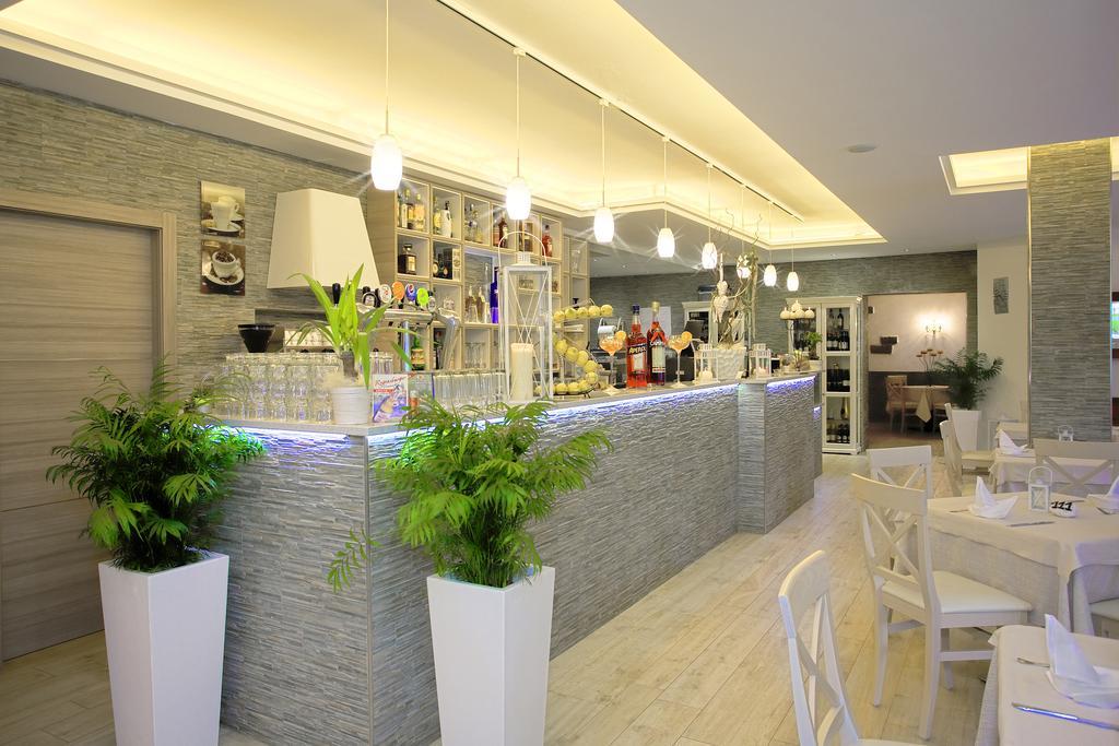 Residence Delle Rose Tremosine Εξωτερικό φωτογραφία