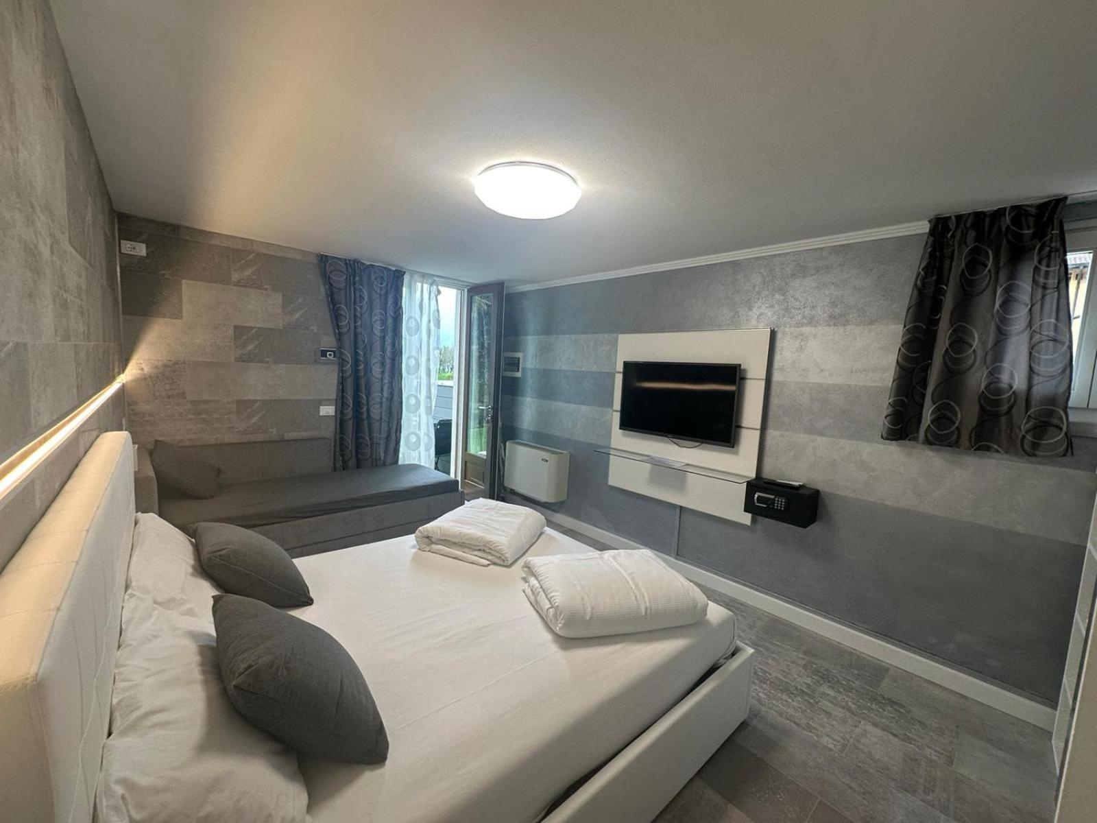 Residence Delle Rose Tremosine Εξωτερικό φωτογραφία