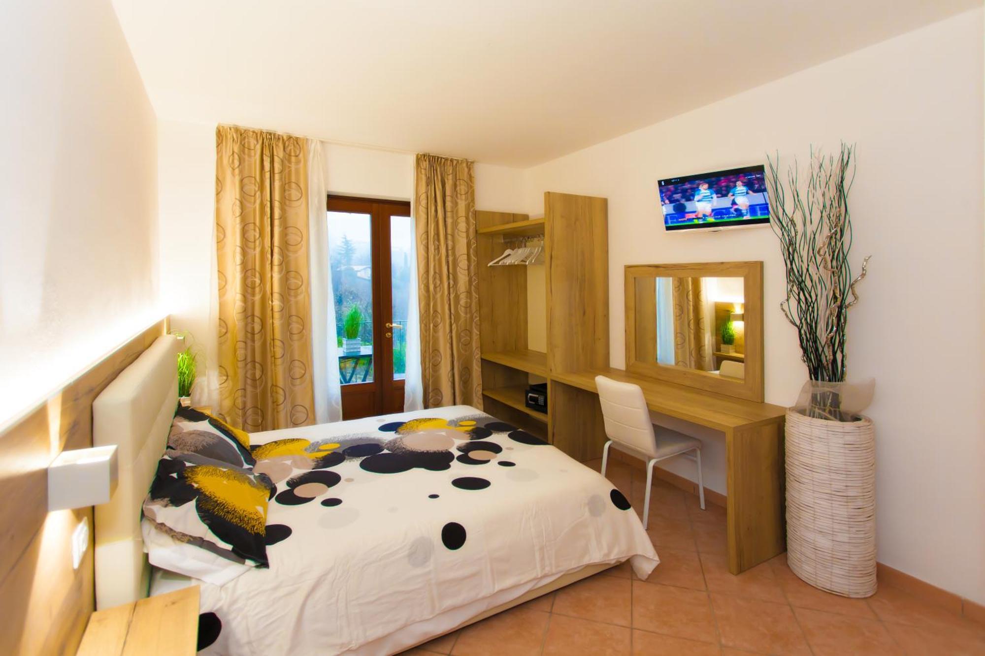 Residence Delle Rose Tremosine Εξωτερικό φωτογραφία