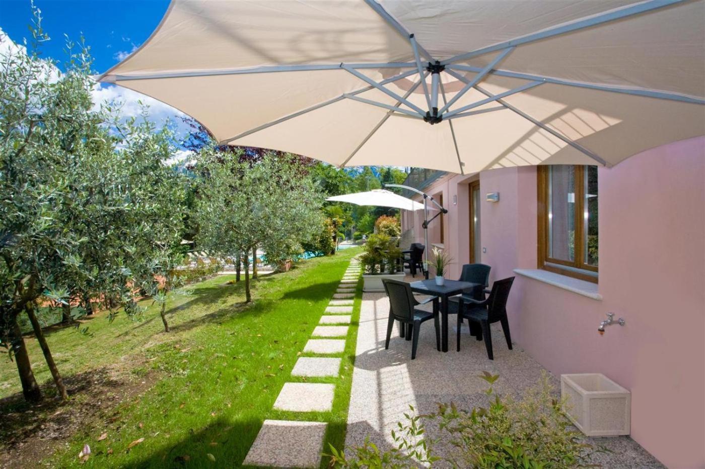 Residence Delle Rose Tremosine Εξωτερικό φωτογραφία